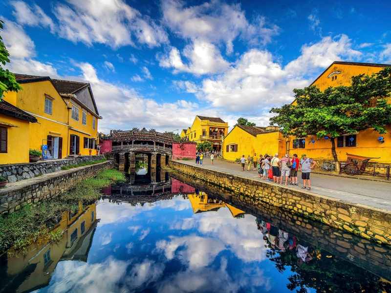 Overcoming Singapore, Hoi An reached the top 15 best cities in Asia